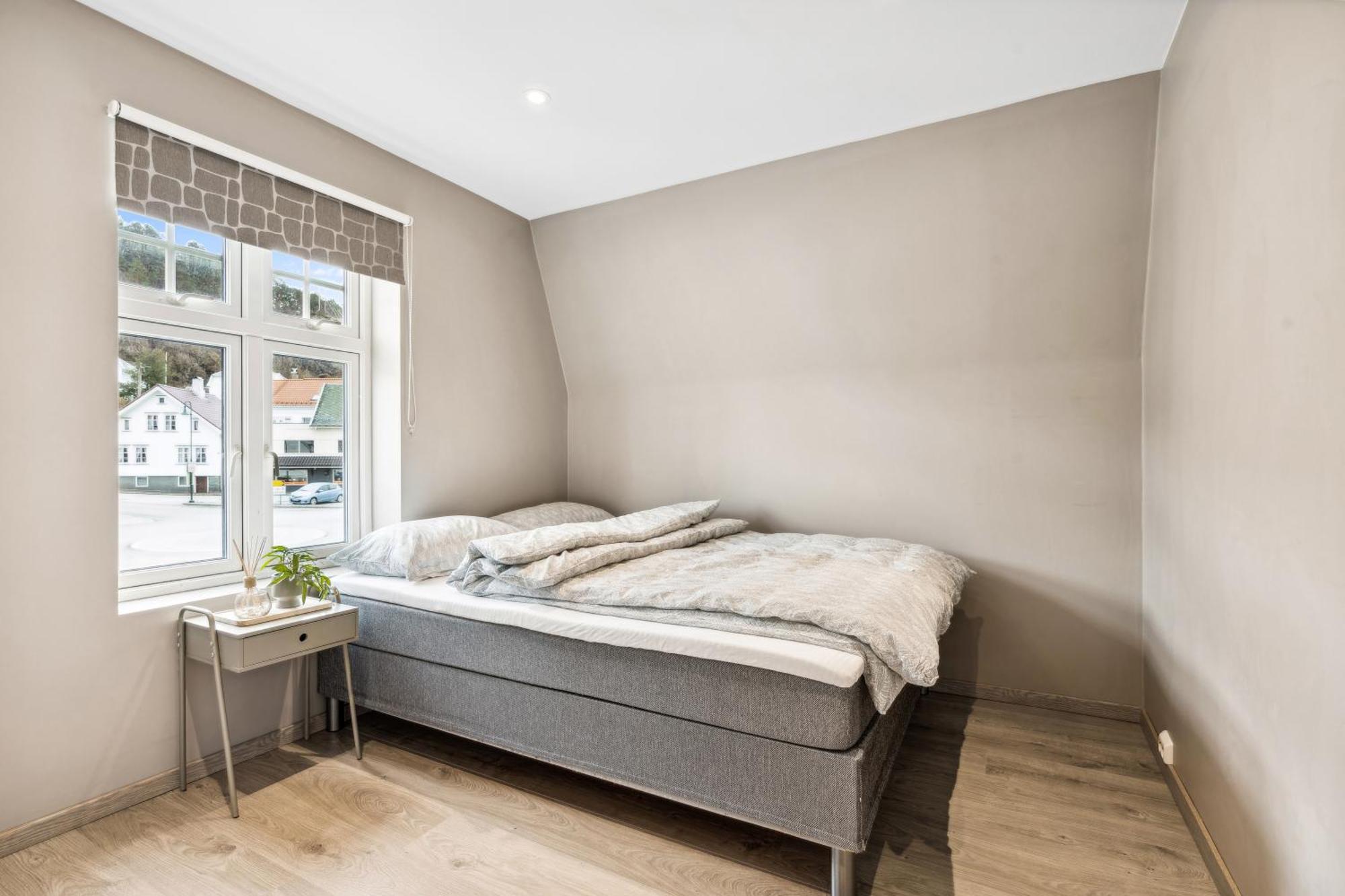 Apartment Stylish & Bright Penthouse - Office - 5 Star Location! *